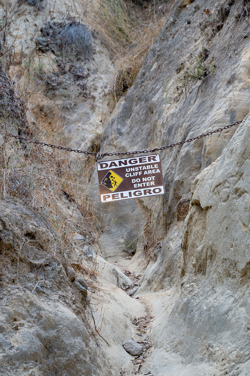 annies-canyon-trail-danger-sign.jpg