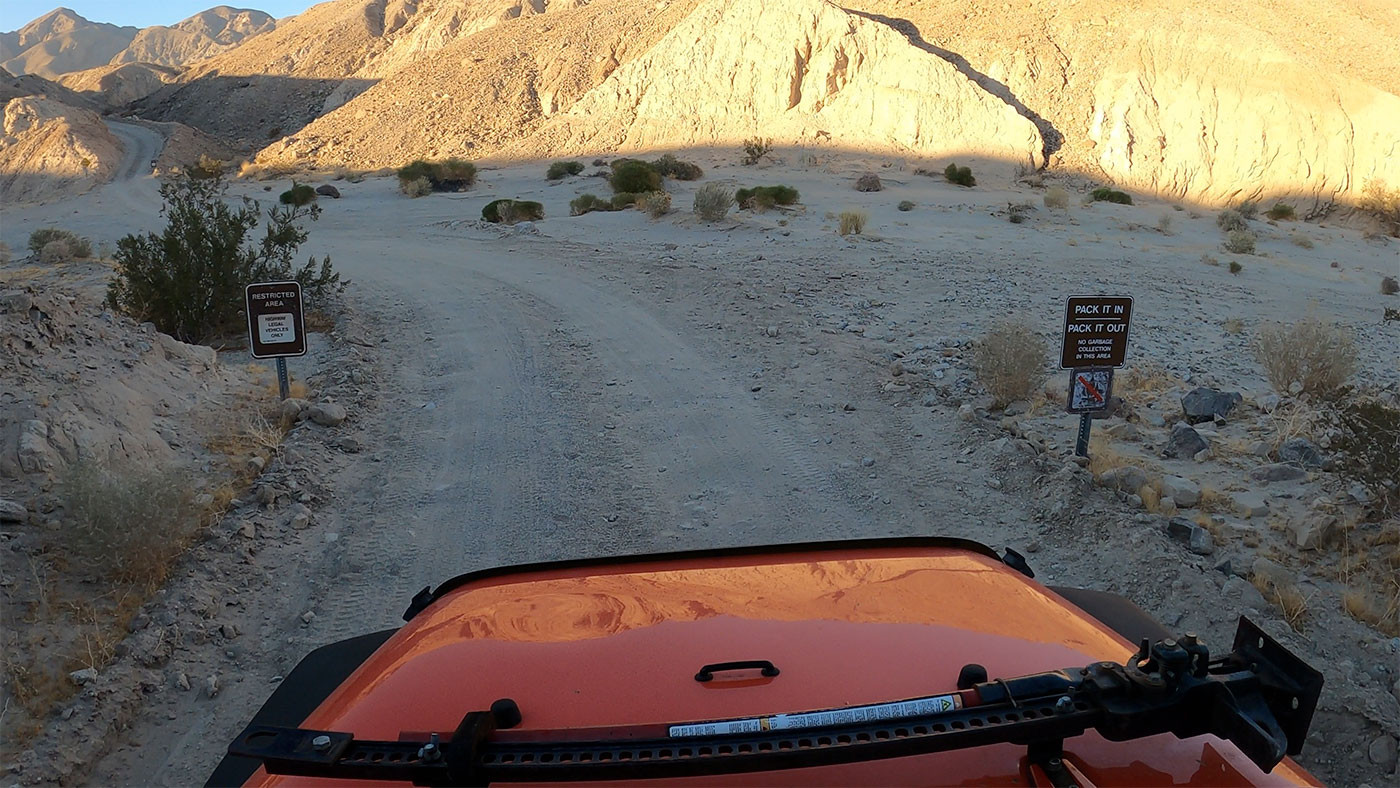 calcite-mine-trail-palm-wash-intersection.jpg