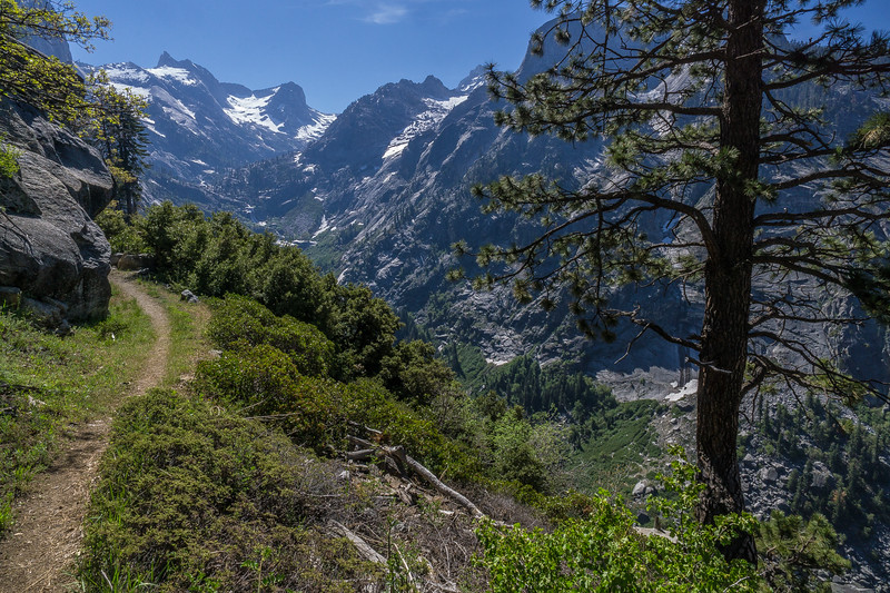 High Sierra Trail traversing above the valley toward Hamilton Lakes