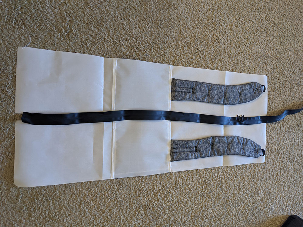 myog-zipper-back.jpeg