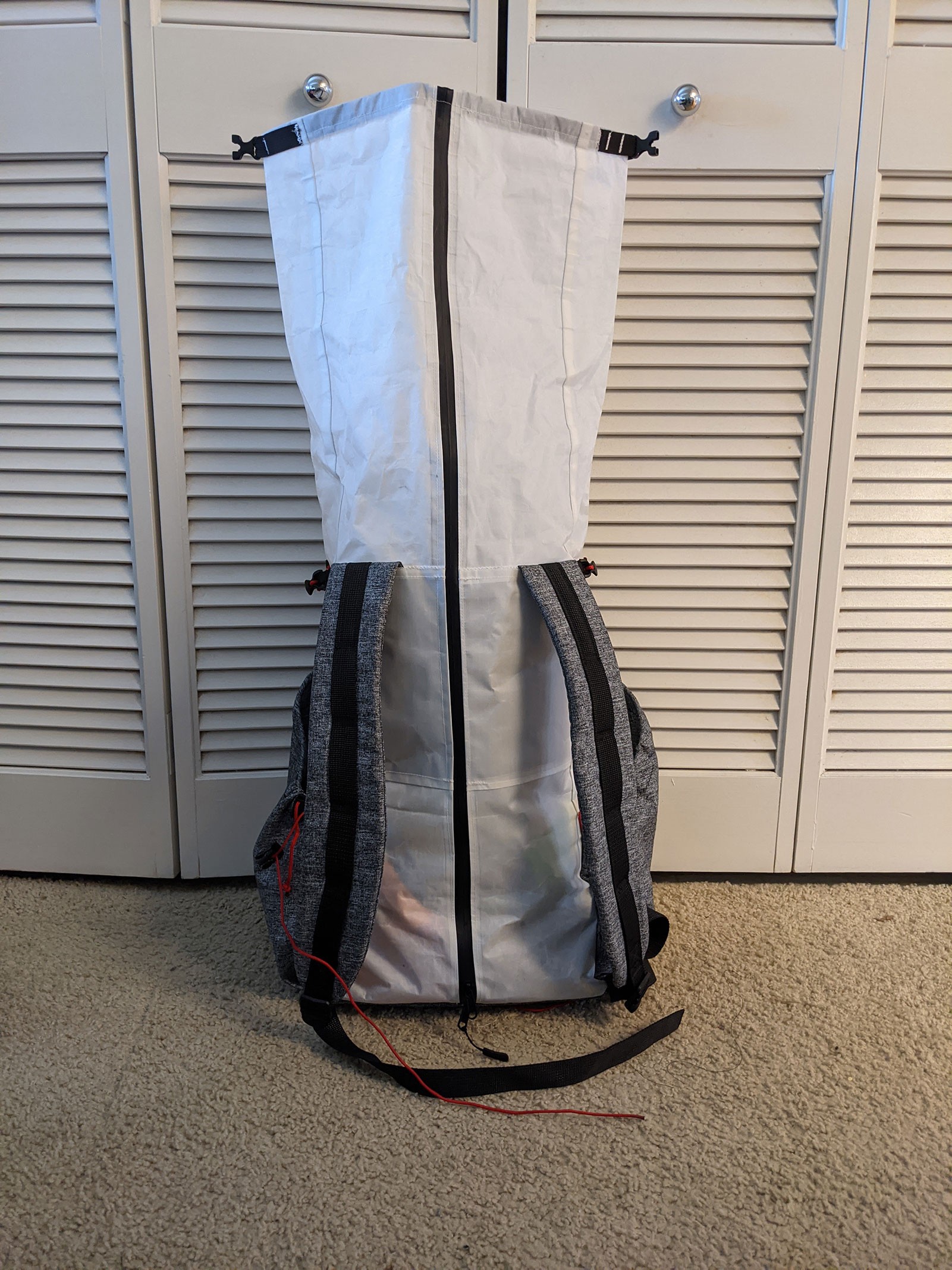 myog-backpack-dyneema-front.jpeg