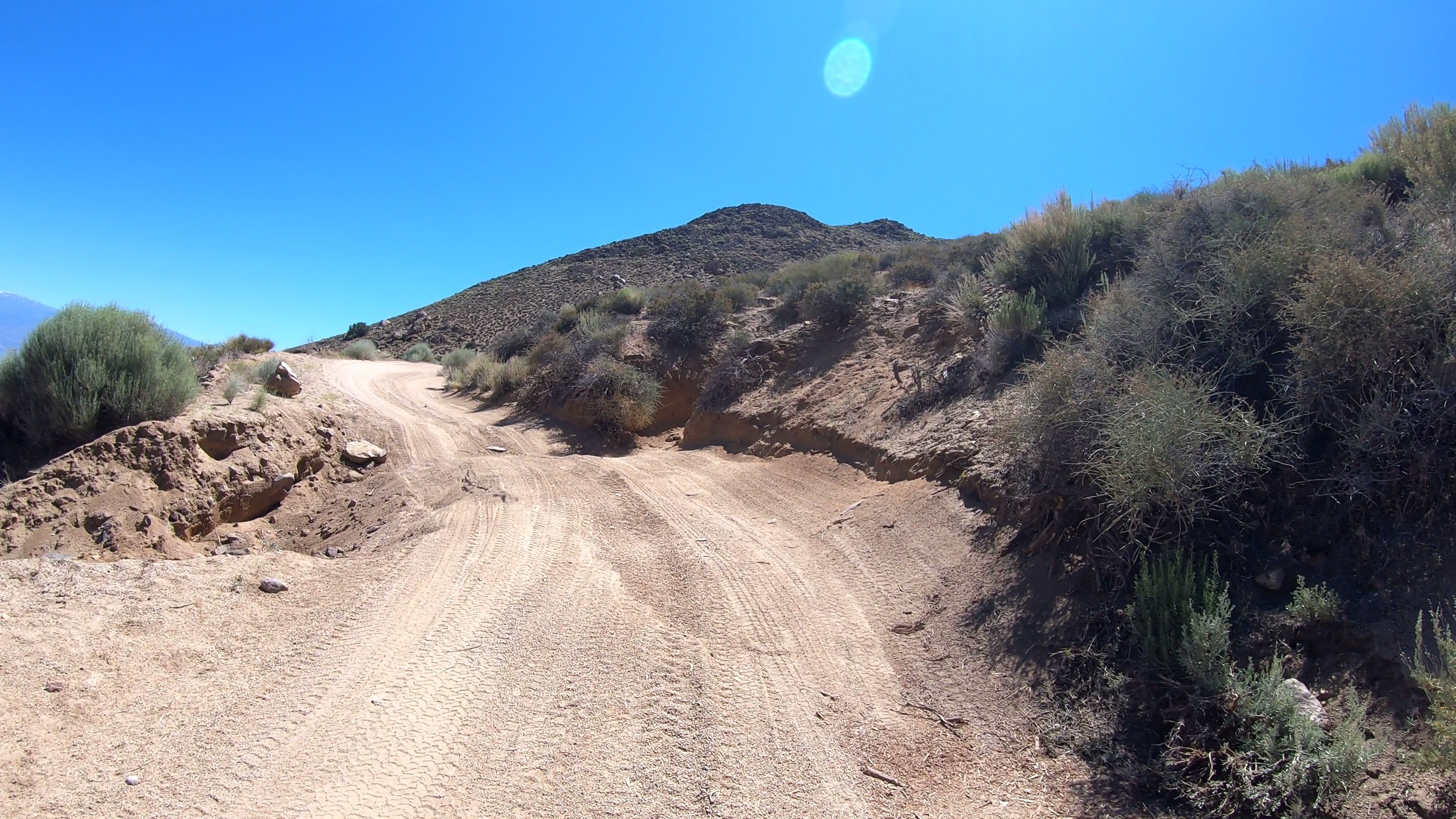 coyote-2-gh020040-3.jpeg Washed-out sandy bend on the lower Coyote Creek Trail