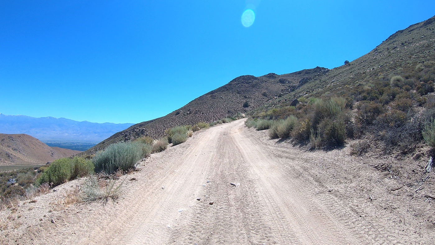coyote-flats-early-trail.jpg Coyote Creek Trail climbing the sandy lower switchbacks above Bishop