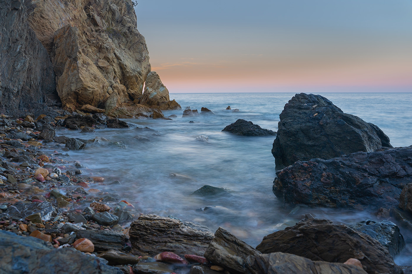 italian-gardens-landscape-photography.jpg Long-exposure seascape of rocks and pastel twilight at Italian Gardens